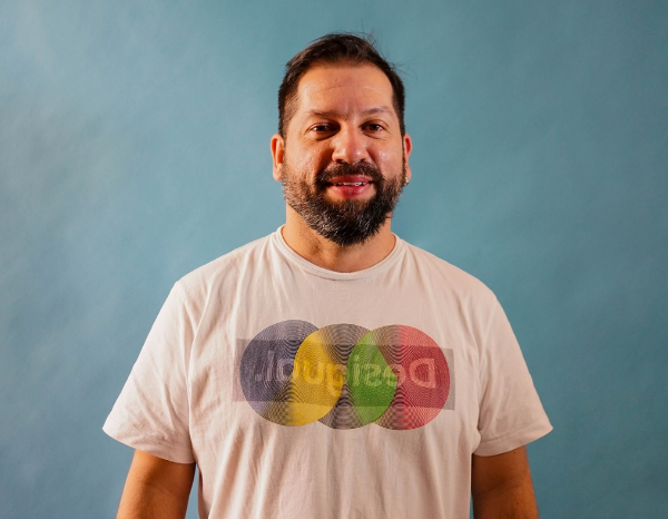 Headshot of Andres Molina. 2022 participant, Training and Mentoring Program at L'inis. Headshot of Andres Molina. 2022 participant, Training and Mentoring Program at L'inis.